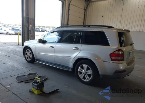 2007 Mercedes-Benz Gl 450 4Matic z USA, uszkodzony, nr VIN 4JGBF71E27A272351